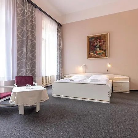 Slovan Hotel 3*